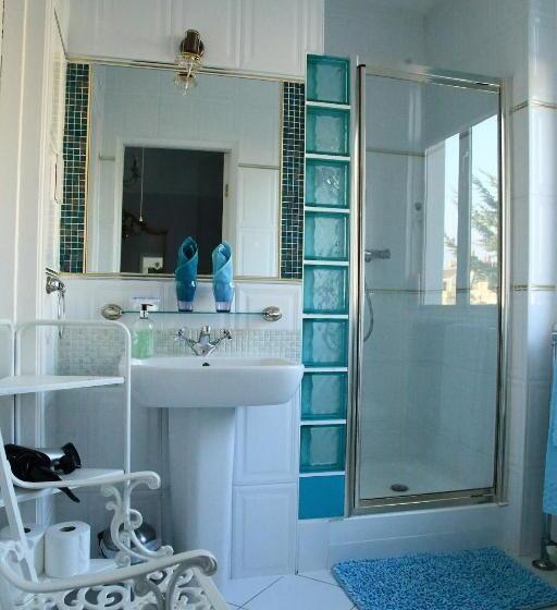 豪华三人间, Dawson Place, Juliette's Bed And Breakfast