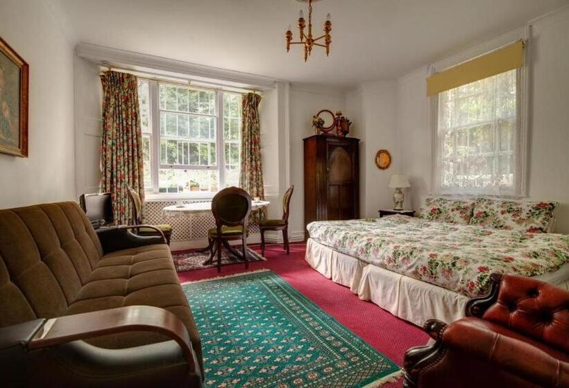 带花园景观的标准三人间, Dawson Place, Juliette's Bed And Breakfast