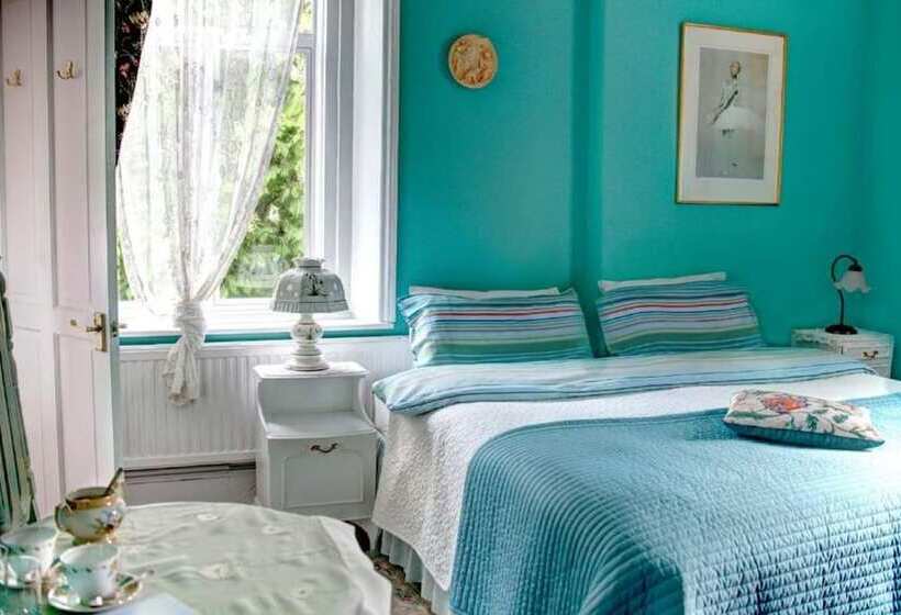 三人经典房间, Dawson Place, Juliette's Bed And Breakfast