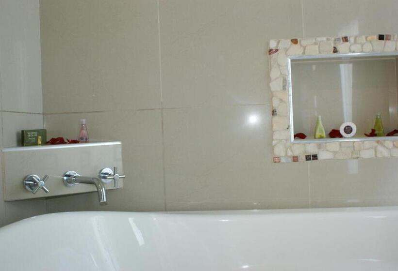 Master Suite, Cancalli Business & Suites