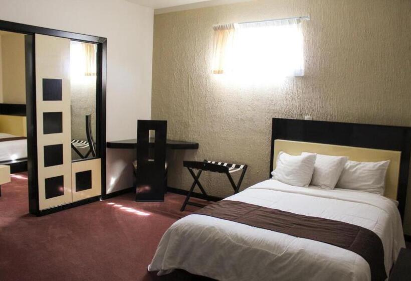 Pokój Standard, Cancalli Business & Suites