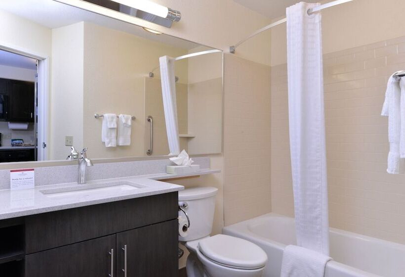 جناح, Candlewood Suites Casper, An Ihg