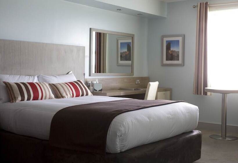 غرفة قياسية, County Arms