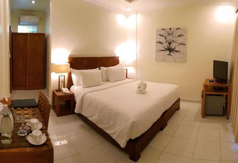 غرفة سوبيريور مطلّة علي البحر, Genggong