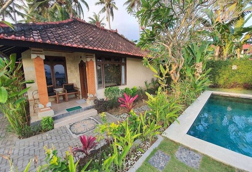 بنجلو قياسى مطل على البحر, Genggong