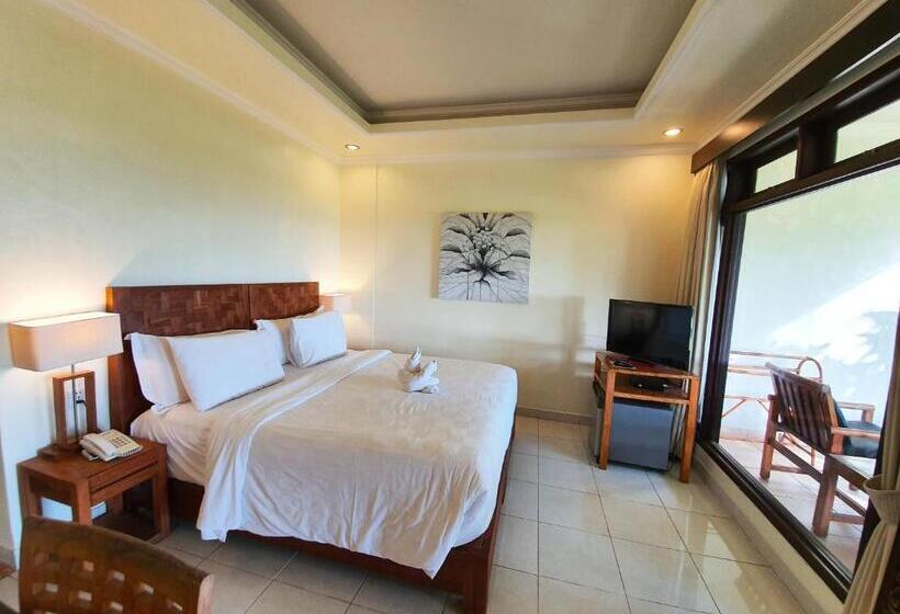 غرفة سوبيريور مطلّة علي البحر, Genggong