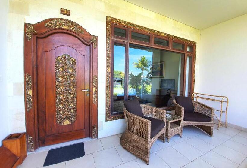 غرفة ديلوكس مطلّة علي البحر, Genggong