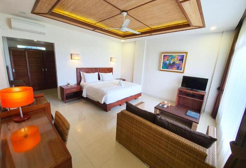 غرفة ديلوكس مطلّة علي البحر, Genggong