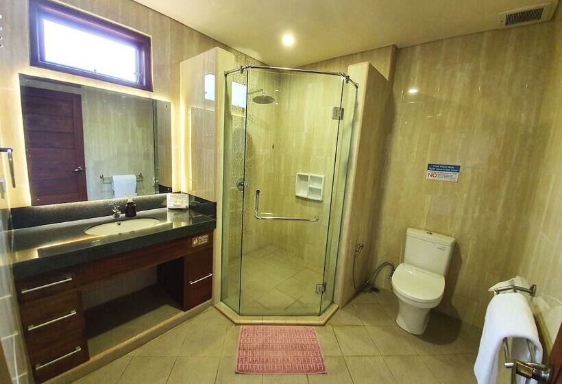 غرفة ديلوكس مطلّة علي البحر, Genggong