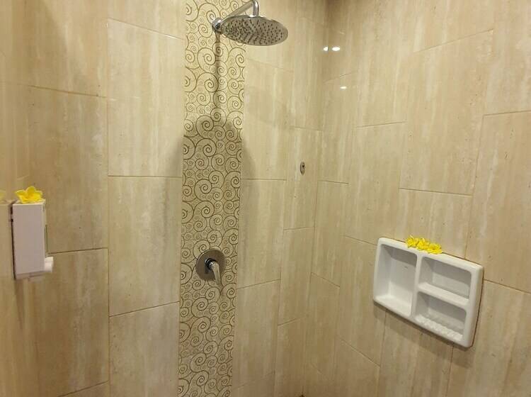 غرفة ملكية, Genggong