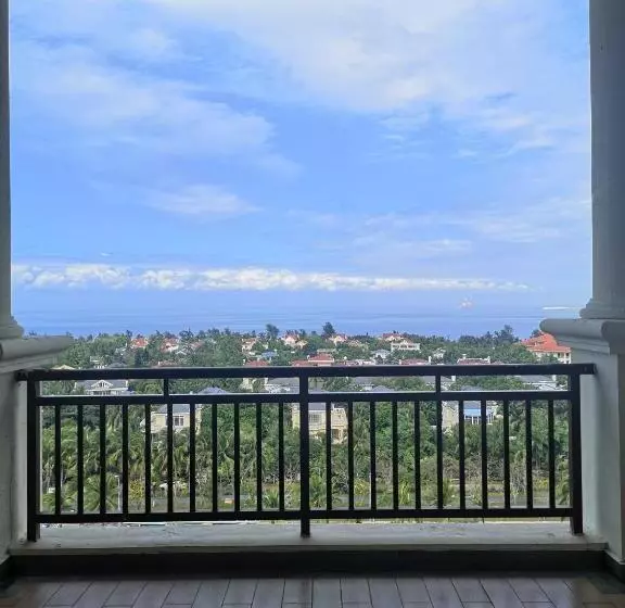 オーシャンビュースーペリアースイート, Holiday Inn Express Haikou West Coast, An Ihg