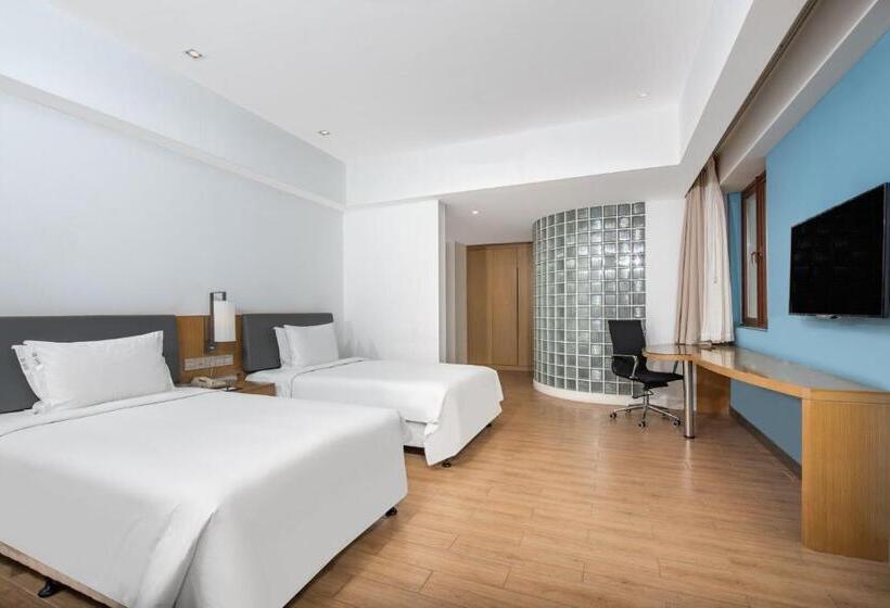 חדר סטנדרט, Holiday Inn Express Haikou West Coast, An Ihg