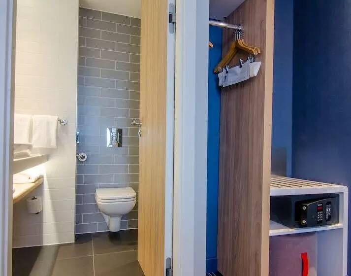 اتاق استاندارد, Holiday Inn Express Londonealing