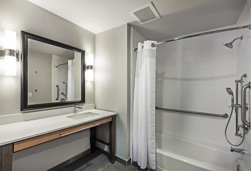 Chambre Standard Adaptée aux Personnes à Mobilité Réduite, Holiday Inn Houston Ne Bush Airport Area, An Ihg