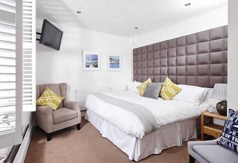 חדר סטנדרט, The Steam Packet Inn