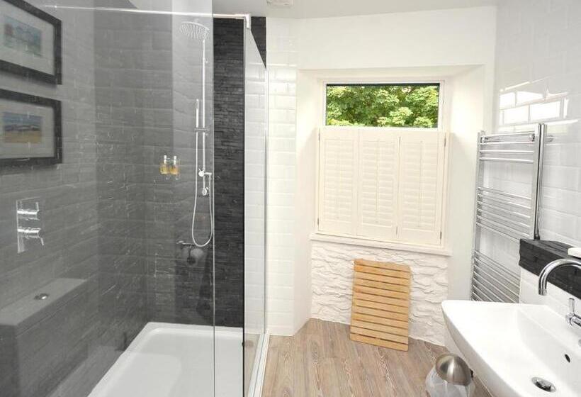 חדר סטנדרט, The Steam Packet Inn