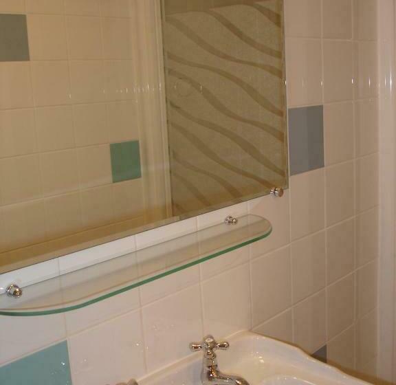 غرفة قياسية, The Tollgate Inn