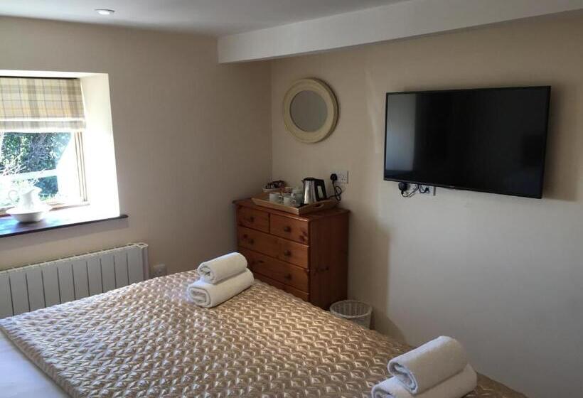 غرفة قياسية, The Tollgate Inn