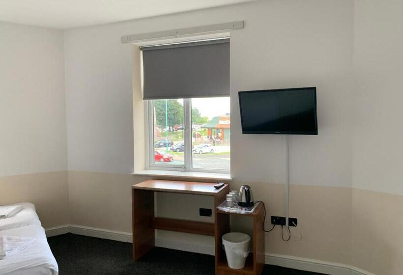 Номер Deluxe, Imperial Salford