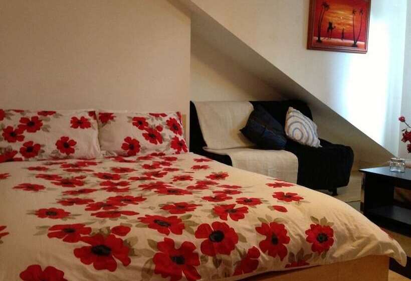 套房, Leslie Road Accommodation