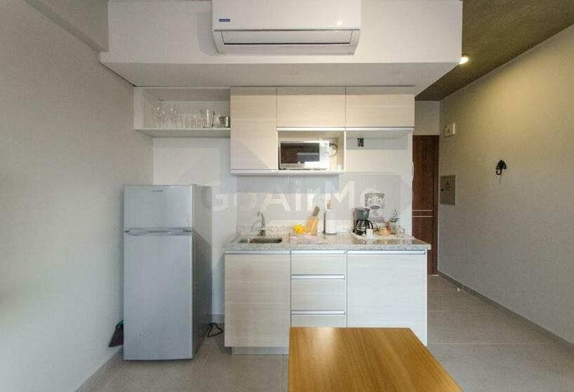 اتاق استاندارد یک تخته با بالکن, Chic And Comfy Loft With Bbq Terrace And Balcony