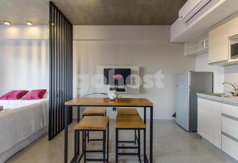 اتاق استاندارد یک تخته با بالکن, Chic And Comfy Loft With Bbq Terrace And Balcony