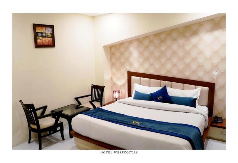 Family Suite, West Cottas Hotel    Couples, Family, Corporate Favorite In Heart Of Jalandhar