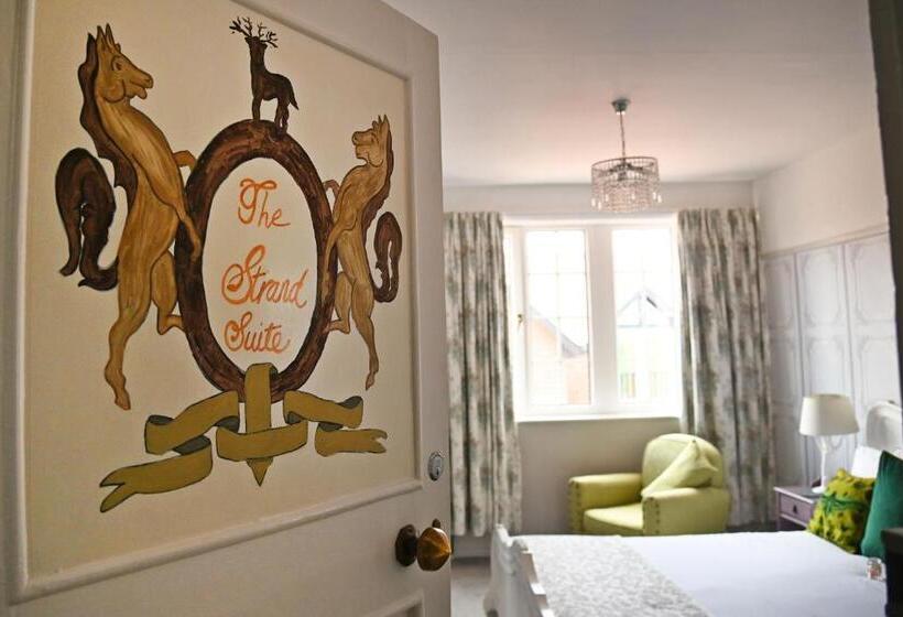 جناح سرير كينج, Burlington Berties