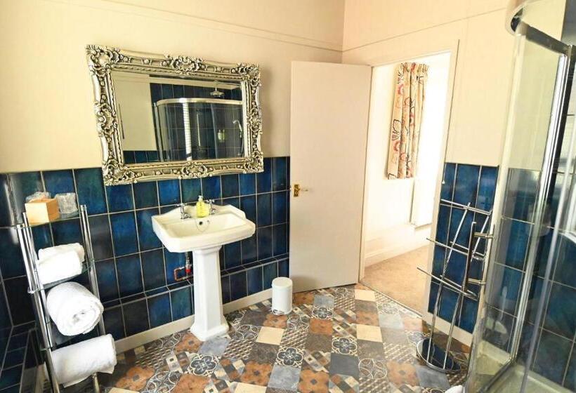 高级套房, Burlington Berties