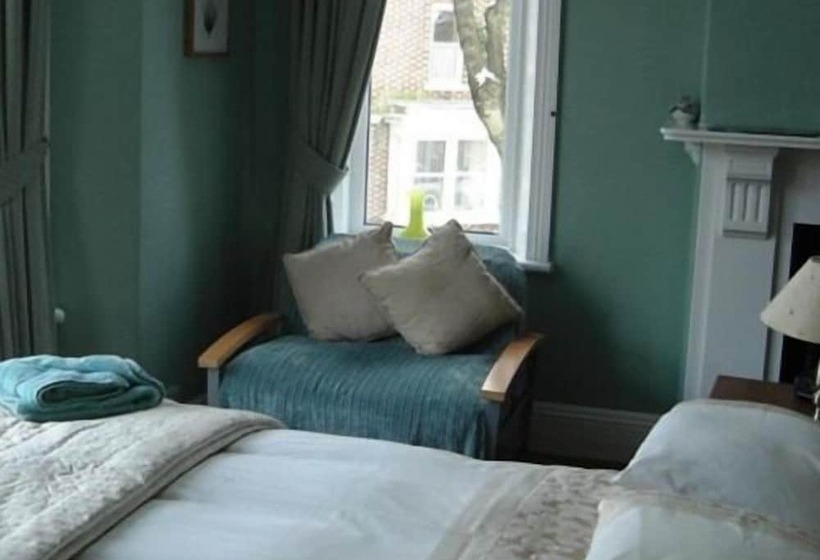 اتاق استاندارد, Warwick Lodge