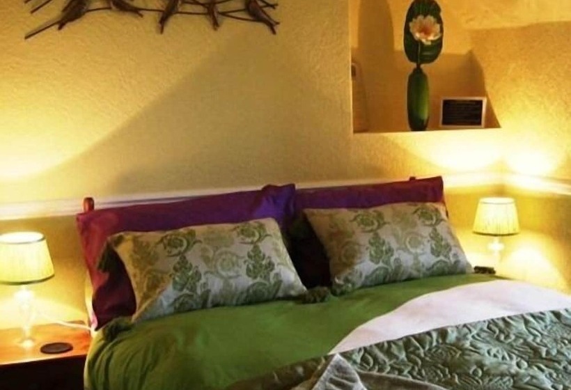 标准间, Warwick Lodge