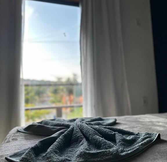 スタンダード4人部屋, Gurú Hostel Buzios