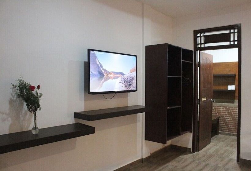 标准间, Bali Senia