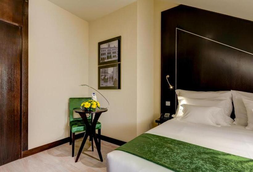 Habitaci�n Est�ndar Abuhardillada, Behotelisboa