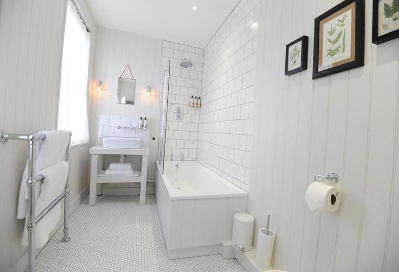 Номер Стандарт, Bel And The Dragon Kingsclere