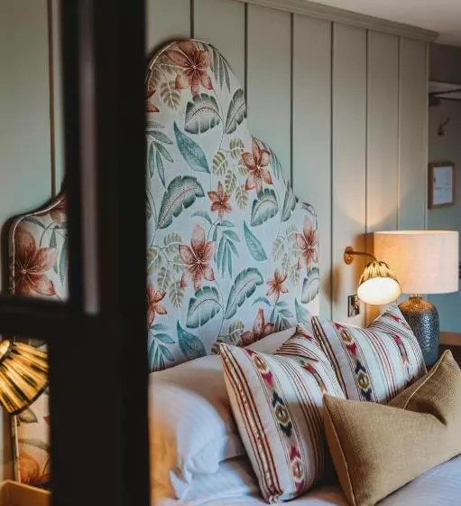 Deluxe-huone, Finch S Arms