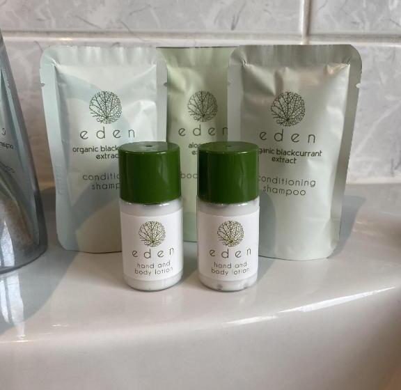 2ベッドルームハウス, The Blue Bell Crookham