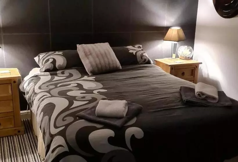 اتاق استاندارد, The Kings Head Inn