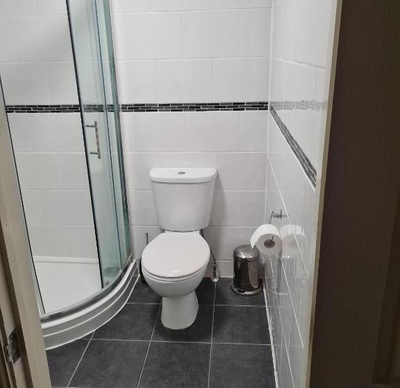 Семейный Номер, The Kings Head Inn