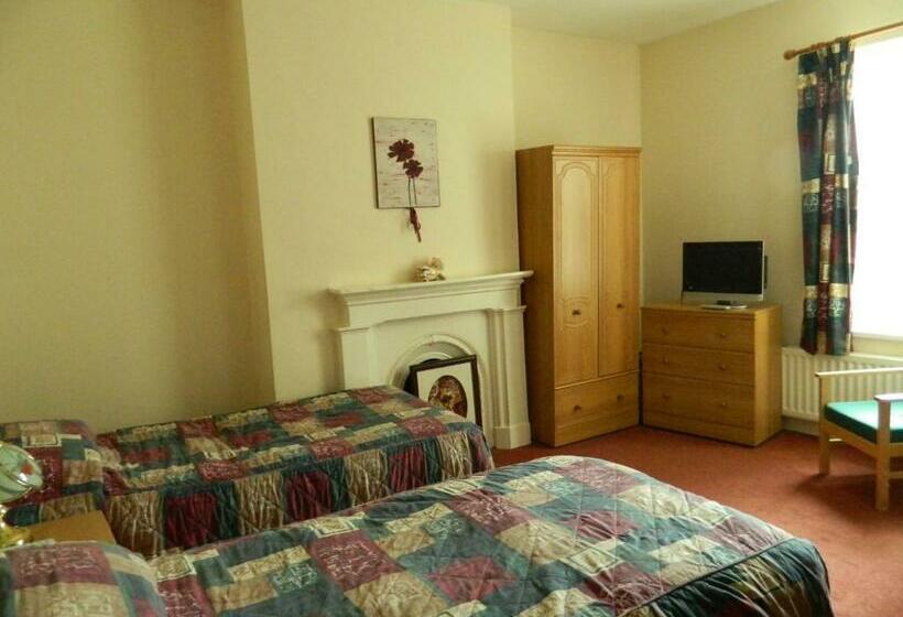 Quarto Estandar, The Royal Oak