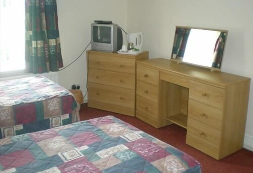 Quarto Estandar, The Royal Oak