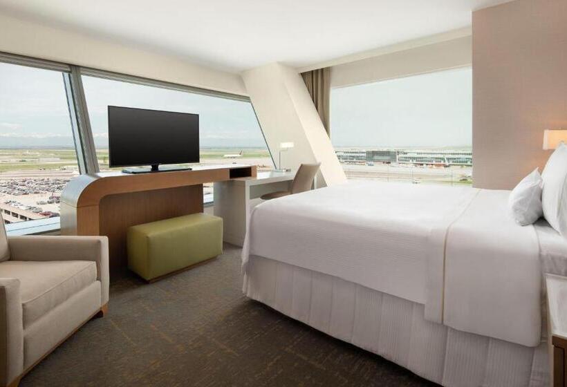 جناح إدارى, The Westin Denver International Airport