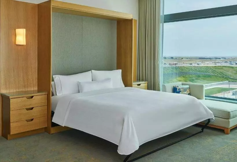デラックススイート, The Westin Denver International Airport