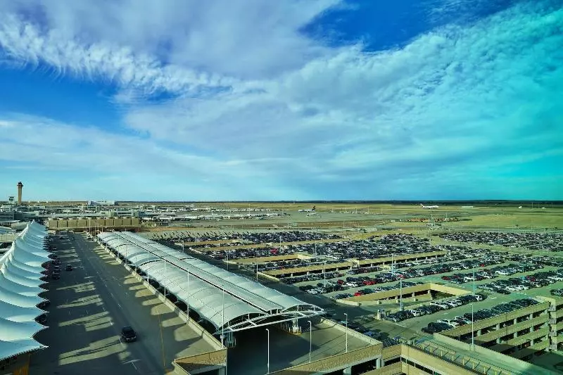 キングサイズベッドのデラックスルーム, The Westin Denver International Airport