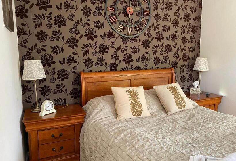 スーペリアールーム, Ye Olde George Inn  Badger Pubs