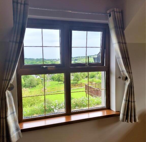 חדר סטנדרט צדדי נוף לים, Glenn Eireann House