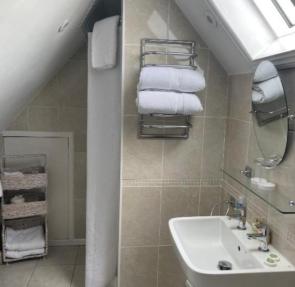 غرفة كلاسيكية رباعية, Grosvenor Lodge Guest House