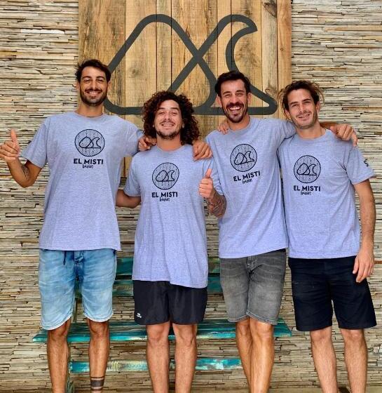 ルームシェアのワンベッド, Gurú Hostel Buzios