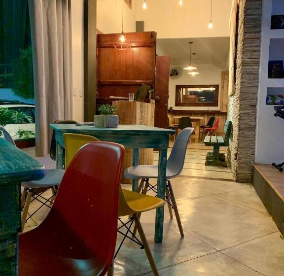 スタンダード4人部屋, Gurú Hostel Buzios