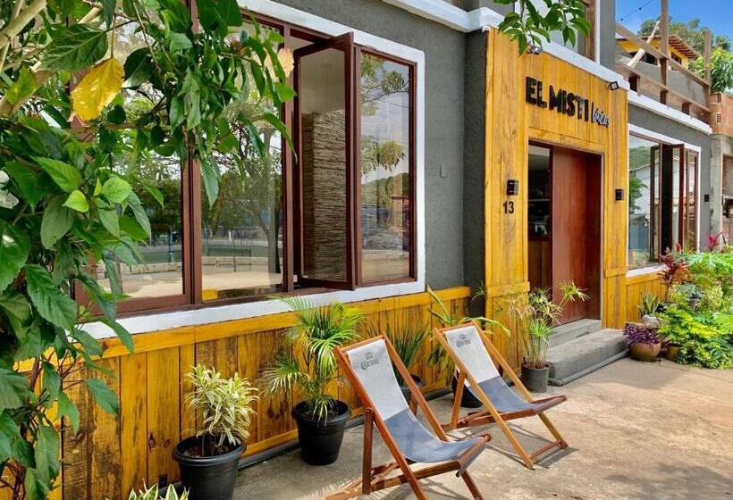 スタンダード4人部屋, Gurú Hostel Buzios